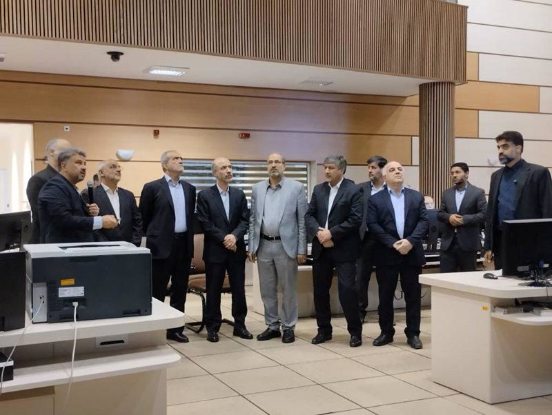 حضور رئیسجمهور در دیسپاچینگ برق در روزهای پرمشغله دولت/ تقدیر دکتر پزشکیان از تلاش های مجموعه صنعت برق کشور