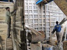 کارگری؛ بازی با جان در آسمان و زمین