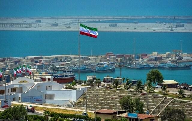 لزوم تمرکز معاونتهای اقتصادی مناطق آزاد بر جذب سرمایهگذار
