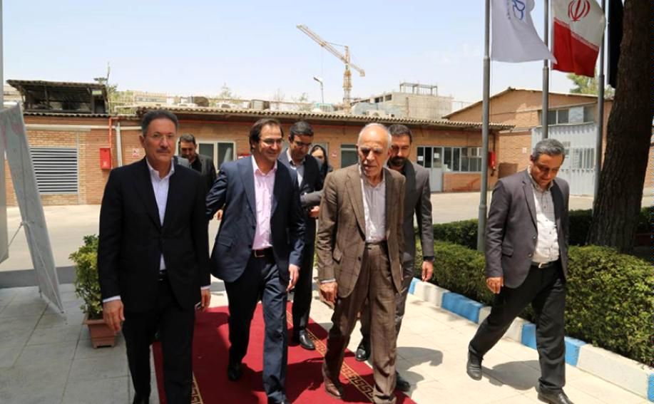تقدیر نماینده رئیسجمهور از عملکرد بانک ملی ایران در حمایت از اقتصاد کشور