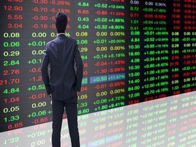 تردید حقیقی‌ها کار دست بورس داد