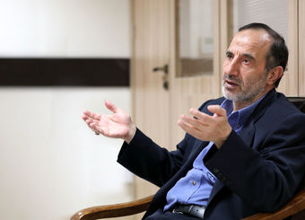 خوش‌چهره: دلار به نرخ تعادلی بازمی‌گردد / اثر شوک‌های سیاسی کوتاه‌مدت است
