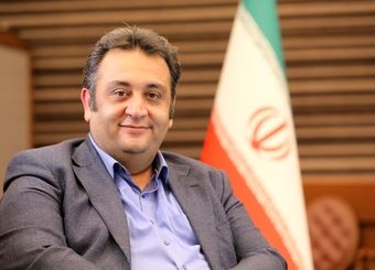 صنعتگران نصف ماه کار می‌کنند ولی باید برای کل ماه بیمه و مالیات بدهند