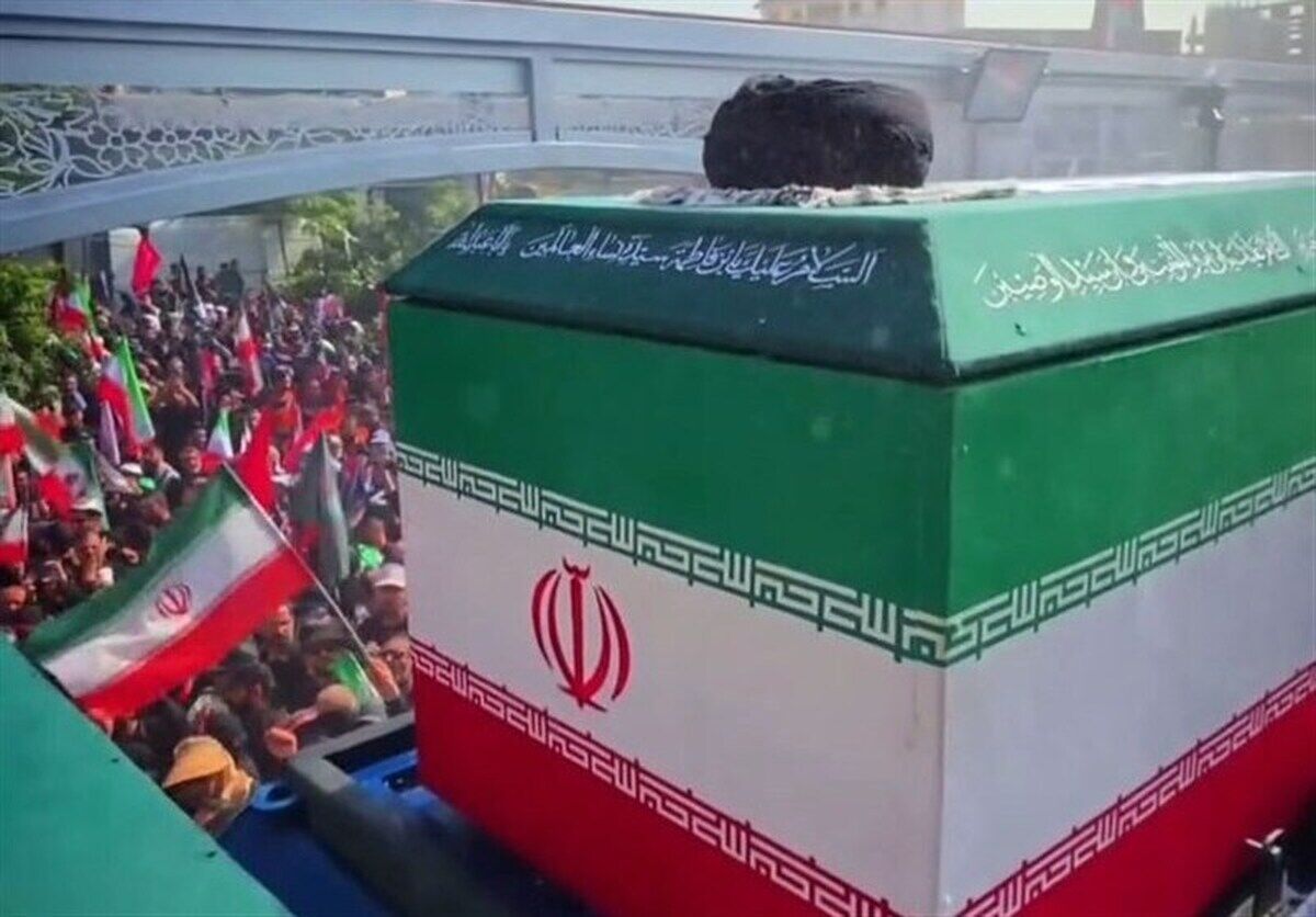 با برپایی موکب «فدا»؛
فعالان اقتصاد دیجیتال در مسیر تشییع رهبر شهید به مردم خدمت‌رسانی کردند