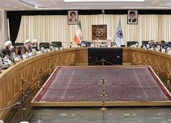 پرداخت حقوق با این منابع ممنوع شد/ مصوبه جدید شورای فقهی بانک مرکزی طرح کرد
