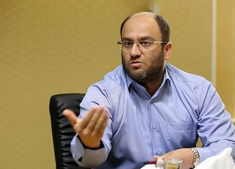 همه واردکنندگان خودرو حق‌العمل کار دولت هستند