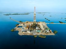 قراردادهای میدان‌محور؛ آزمون تازه برنامه هفتم در صنعت نفت