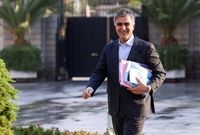 فرزین رفتنی شد؟/گزینه‌های بانک مرکزی چه کسانی هستند؟