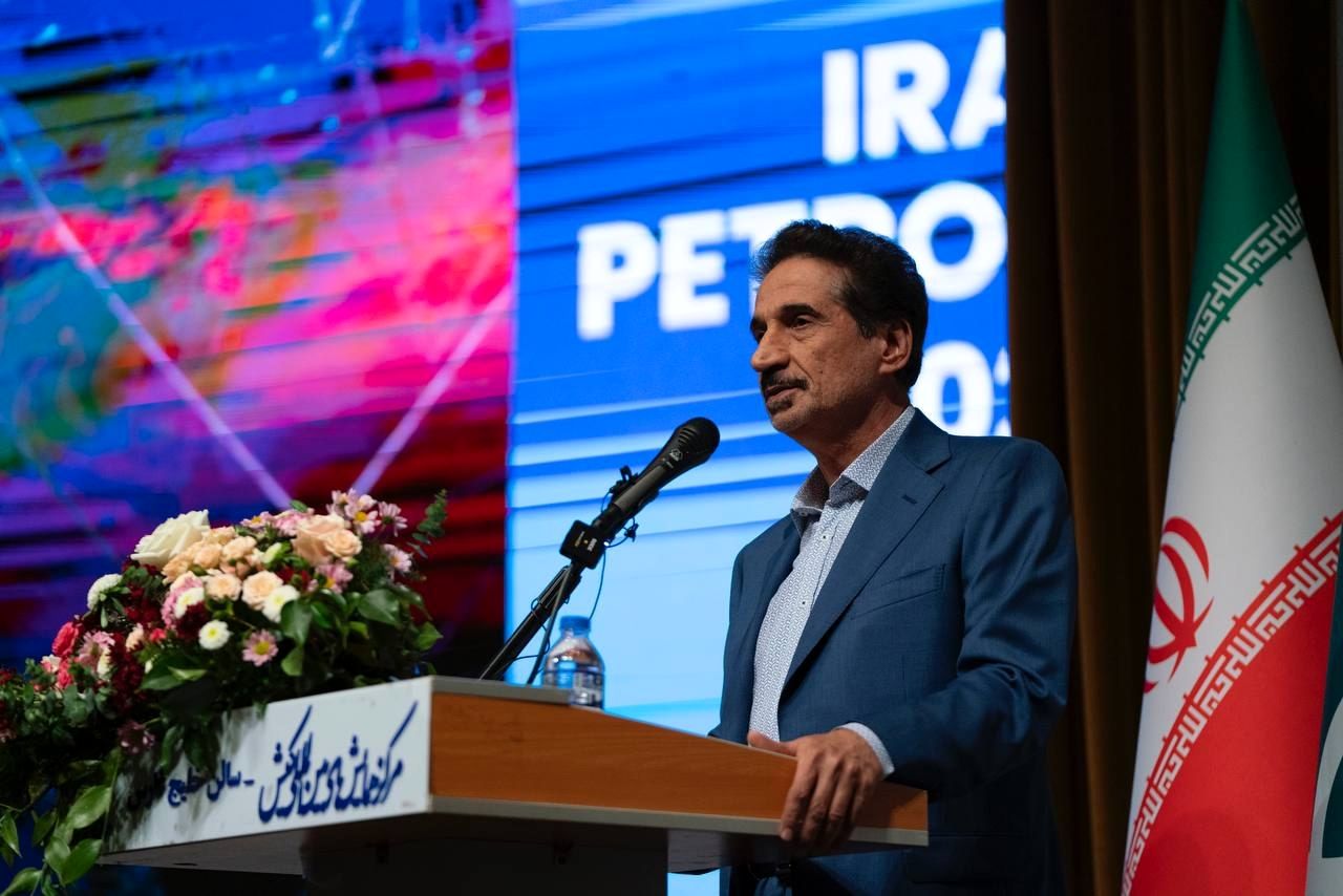 مهدوی:دولت مطالبات پتروشیمی‌ها را نپردازد بدهی گاز تسویه نمی‌شود
