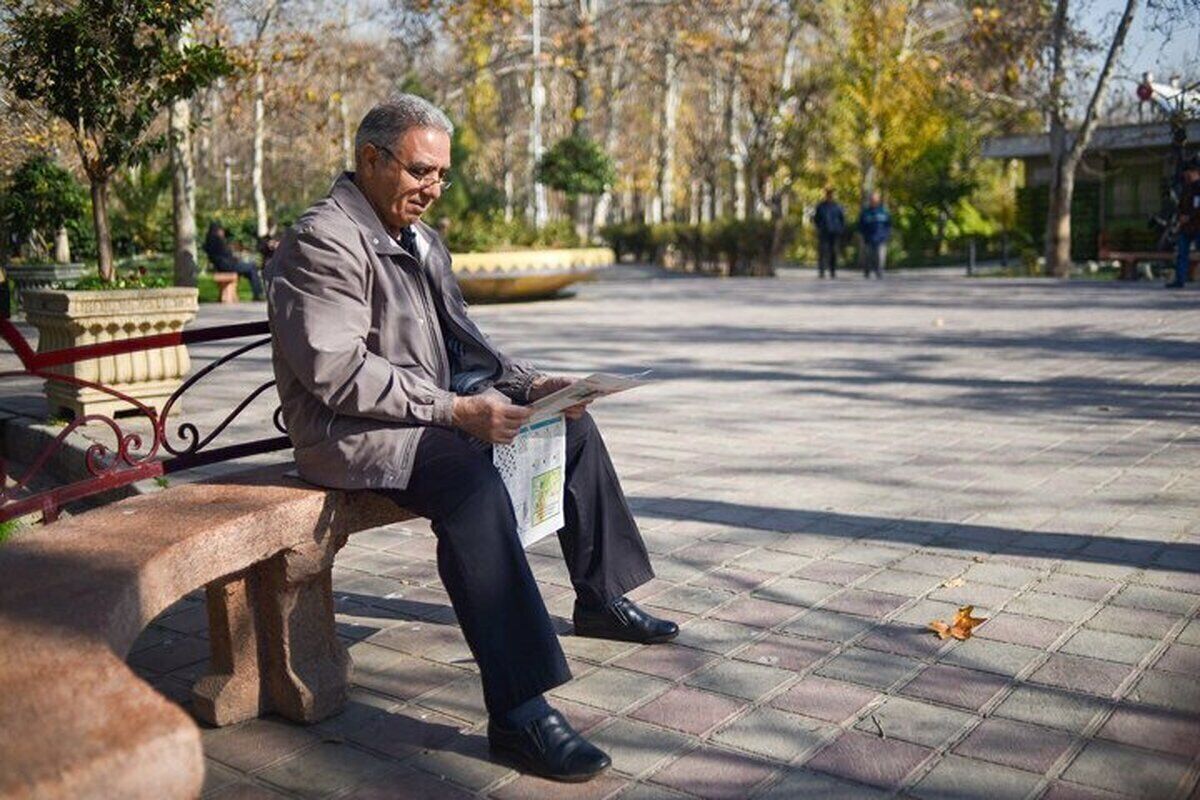وام ۱۰ میلیونی برای بازنشستگان / شرایط دریافت اعلام شد
