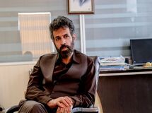 اولویت اول دولت معیشت نیست