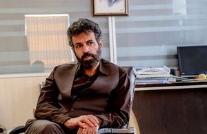 اولویت اول دولت معیشت نیست