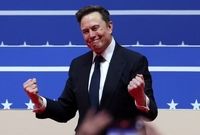 ماسک در سودای تشکیل ارتش روبات‌ها
