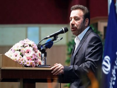 وزیر ارتباطات: باید تولید حوزه فناوری را بومی کنیم