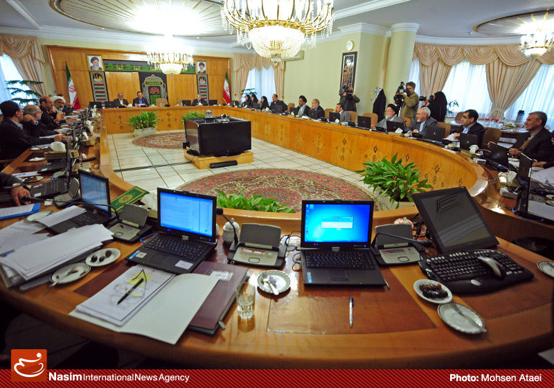 با تصویب هیأت دولت خرید کالاهای خارجی مشابه تولید داخل ممنوع شد