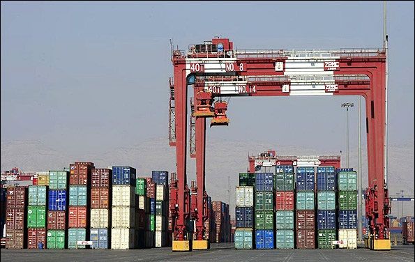 پنج میلیارد و 200 میلیون دلار كالا از گمركات كشور صادر شده است