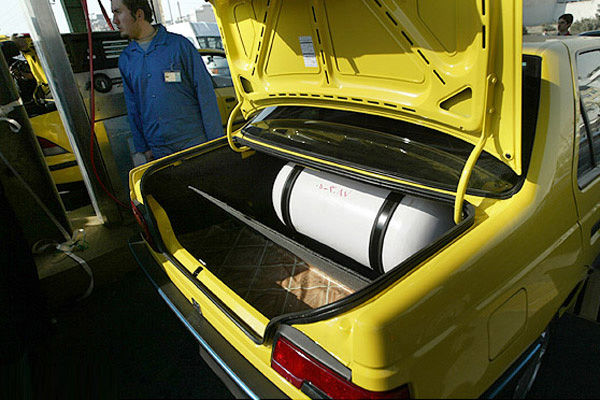 تولید سواری‌های دوگانه‌سوز در اردیبهشت‌ماه افزایش یافت