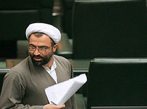 عضو کمیسیون اصل ٩٠ مجلس از شکایت سرمایهگذاران از وزارت اقتصاد و سازمان بورس خبر داد