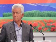 محمدرضا نجفی‌منش: تاکنون کمیسیون صنایع مشکلات خودرو‌سازان را حل نکرده است