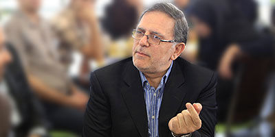 رئیسکل بانک مرکزی: برای خروج از رکود باید منابع مالی به سمت تولید هدایت شود