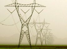 شرکت توزیع برق پایتخت: 100 گروه عملیاتی برق تهران به حالت آمادهباش درآمد