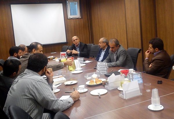 "دولت سیاست تحریک تقاضا و سمت عرضه را در مسکن هم‌زمان صورت دهد"