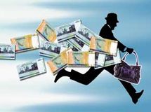 کارشناس مسائل بانکی: برخی وساطت‌ها موجب شده از بدهکاران بانکی حمایت شود