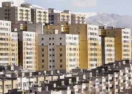 تعدادی از متقاضیان مسکن مهر در پرند تجمع کردند