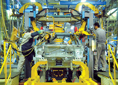 "تولید ون وخودروهای هیبریدی در دستور کار خودروسازان قرار گرفت"