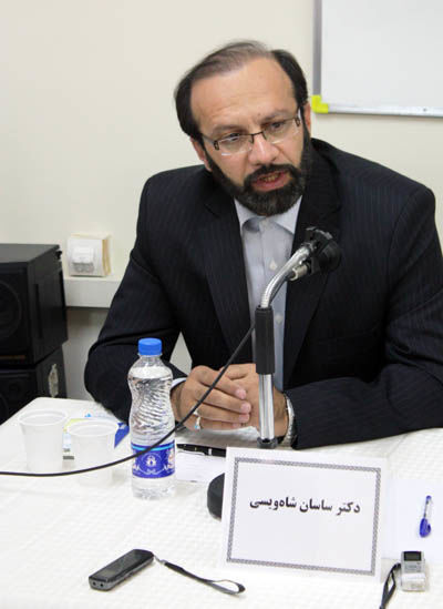 "عدم توجه به اقتصاد مقاومتی رشد پایان سال را دوباره منفی میکند"