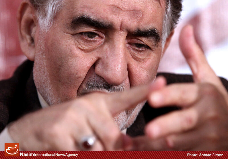 آل‌سحاق: ارتباط دادن رشد اقتصادی کشور به توافقات ژنو یک بازی روانی است
