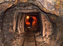 مدیرکل اکتشافات معدنی: تنها برای 7 درصد کل مساحت کشور پروانه اکتشاف صادر شده است