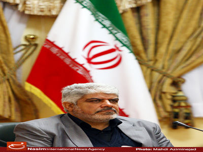 رجایی: وزارت بهداشت حق ندارد با جار و جنجال درباره سلامت مواد غذایی ذهن آنها را خراب کند