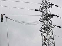 مدیرعامل توانیر: مشکل خاصی در شبکه برق وجود ندارد