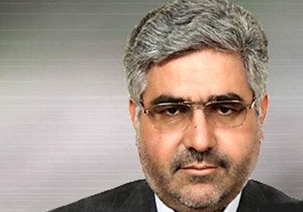 سخنگوی کمیسیون اقتصادی مجلس: دولت برای تعیین تکلیف کردن سهام عدالت وقت تلف میکند