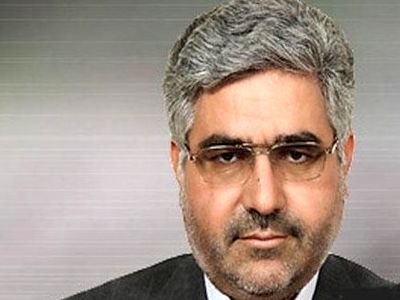 سخنگوی کمیسیون اقتصادی مجلس: دولت برای تعیین تکلیف کردن سهام عدالت وقت تلف می‌کند