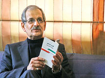 رحیمی دانش: قیمت دلار و نفت در بودجه 94 منطقی و کارشناسی است