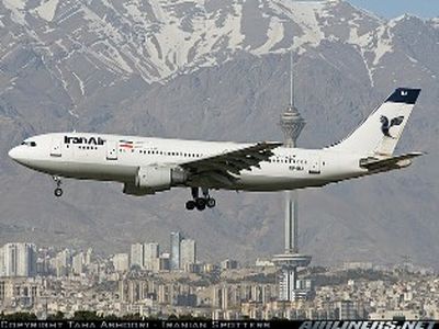 وزیر راه: مدیریت یکپارچه فرودگاه‌های کشور باید از تهران باشد