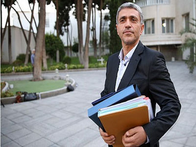 طیب‌نیا: توسعه نظام مالیاتی با تکیه بر روش‌های سنتی امکانپذیر نیست