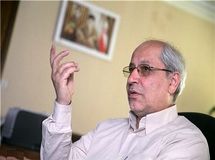 نیلی: تقویت بخش خصوصی تنها راهکار خروج از شرایط سخت اقتصادی است