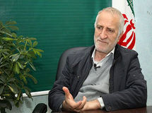 سلیمانی: در زمینه سامان‌دهی به اپراتورها، وزیر ورود کند
