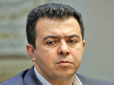 معاون اقتصادی بانک مرکزی از رشد اقتصادی 3.7 درصدی در فصل تابستان امسال خبر داد