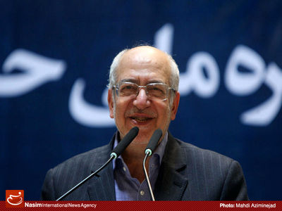 نعمت‌زاده: استراتژی مناسبی در صنعت دارو نداریم