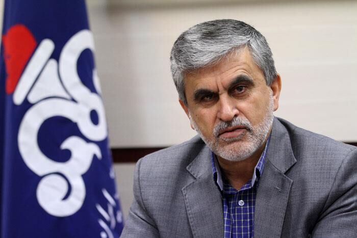 قمصری: ایران قیمت فروش نفت خام خود را کاهش می‌دهد