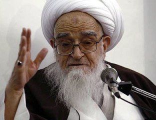 آیتالله صافی گلپایگانی: واردات اجناس و کالاهای خارجی باید ممنوع شود