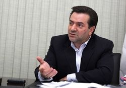 ارسلانفتحیپور: آقای سیف، کشور هنوز در رکود به سر میبرد
