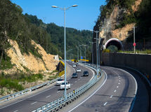 معاون وزیر راه: قطعه چهارم آزاد راه تهران- شمال 25 اسفند بازگشایی می‌شود