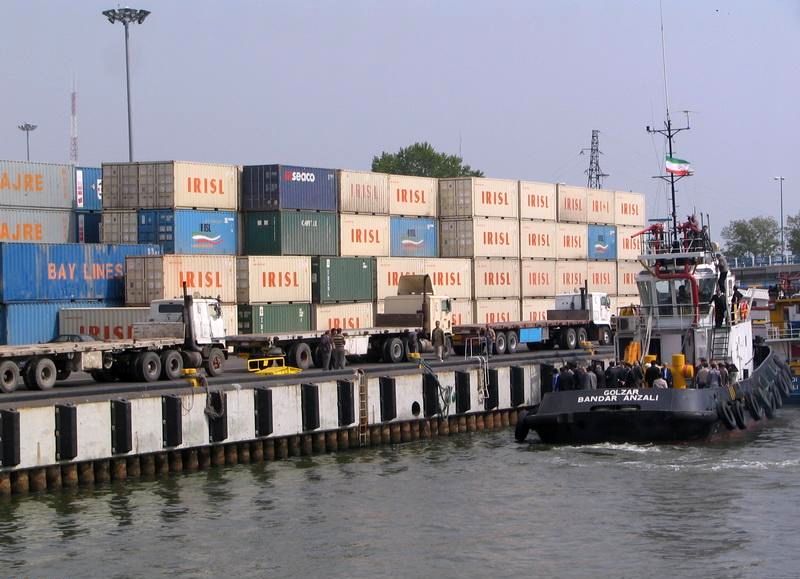 نامه آخوندی به نعمت‌زاده درباره دپوی کالاهای اساسی: لطفا چاره‌ای بیندیشید! + سند