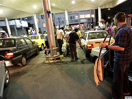 60 لیتر سهمیه بنزین بهار امشب واریز می‌شود