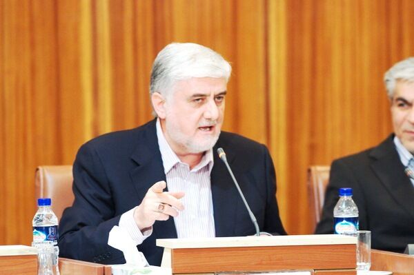 مدیرعامل بانک پاسارگاد: بانک‌ها بنگاه‌داری نکنند ورشکست می‌شوند
